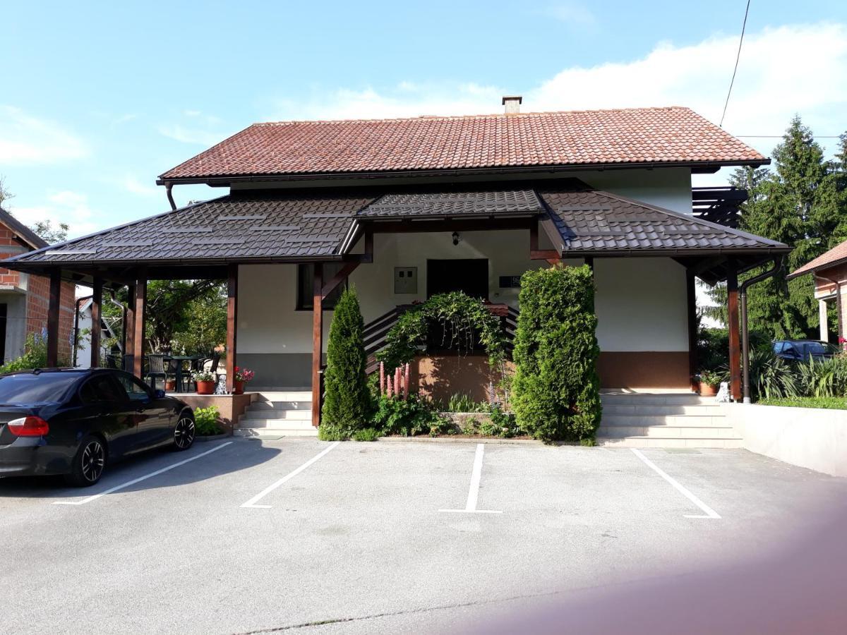Penzion House Zlatko Seliste Dreznicko Exteriér fotografie